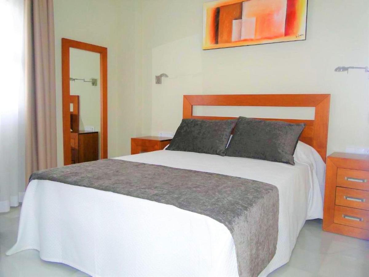 Attractive Holiday Home In Roquetas De Mar Surrounded By Beaches Bagian luar foto